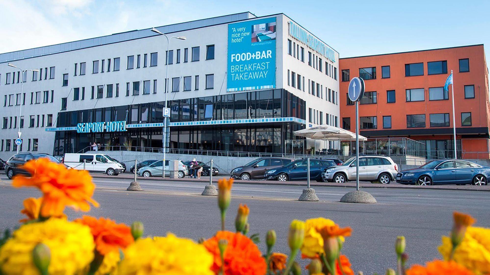 Hestia Seaport Отель